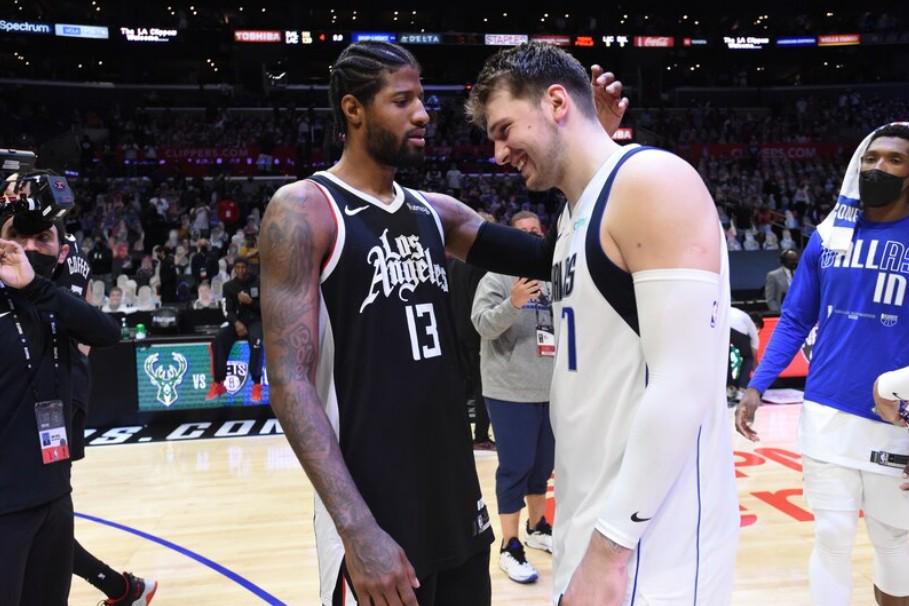 揭秘曼联左,路新篇章,今夏引援悬,皇冠体育app下载,皇冠体育官网,澳门皇冠体育,bet皇冠体育在线